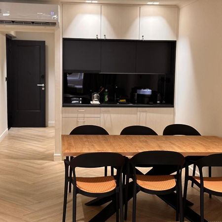 Aparthotel Triple A - Near Ermou Shopping Street - Family Hospitality - Free Parking! Athen Exterior foto